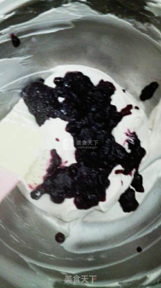 四重蓝莓乳酪慕斯的做法步骤：8