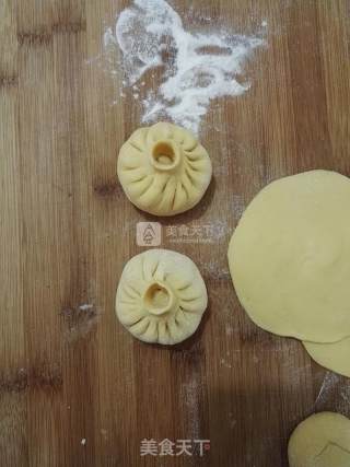 胡萝卜面西葫芦鸡蛋包子的做法步骤：22