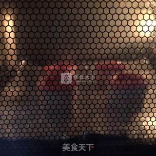 快手早餐～培根鸡蛋杯的做法步骤：7