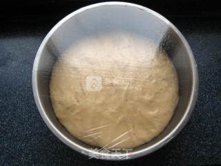 红糖核桃堡——面包房爆款搬回家的做法步骤：8
