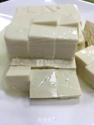 麻婆豆腐的做法步骤：1
