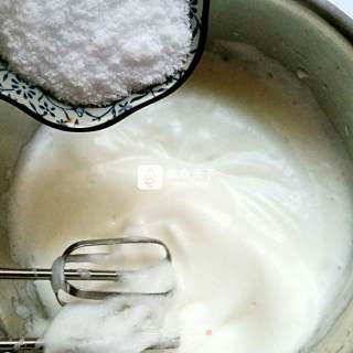 木糖醇菠菜戚风蛋糕的做法步骤：6
