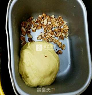 乡村核桃面包的做法步骤：1