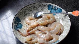 黄金土豆芝士虾球的做法步骤：2
