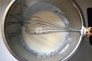果酱黑巧半糖酸奶蛋糕卷的做法步骤：1
