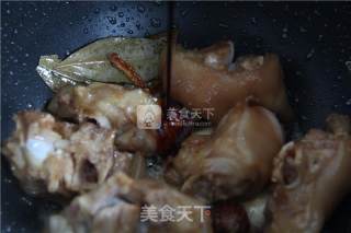 美丽相约—红烧猪蹄的做法步骤：7