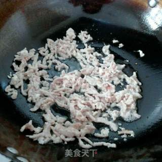 鱼香肉丝的做法步骤：3