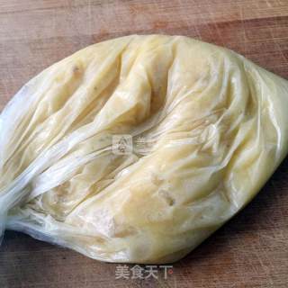 香蕉椰丝蛋糕（低糖低油）的做法步骤：1