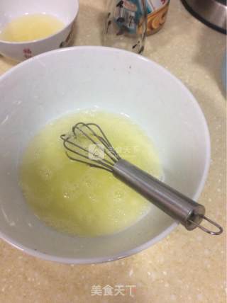 戚风蛋糕的做法步骤：2