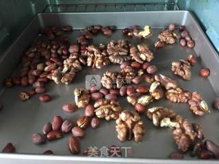 花生核桃酥的做法步骤：1