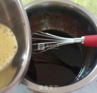 熔岩巧克力蛋糕的做法步骤：4