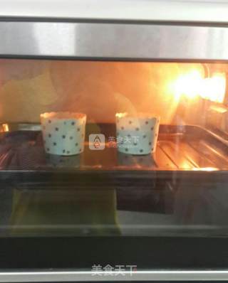 熔岩巧克力蛋糕的做法步骤：9