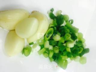 香菇趴油菜的做法步骤：2