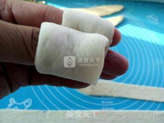 奶香大花卷的做法步骤：9