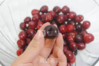 樱桃豆浆果冻爽的做法步骤：1