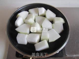冬瓜烧花菇的做法步骤：2