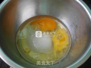柠檬杏仁纸杯蛋糕的做法步骤：3