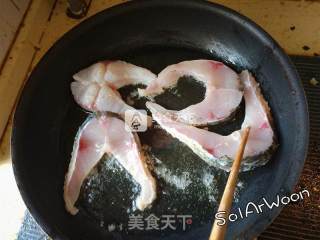 吃一口会醉，浓情啤酒鱼的做法步骤：4