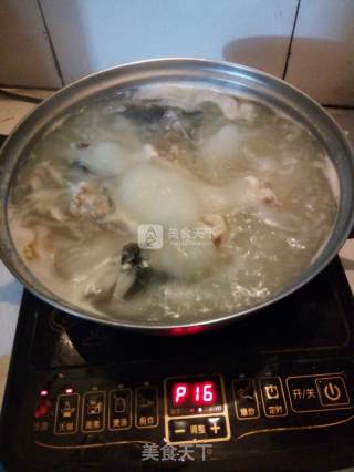 鱼头汤的做法步骤：6