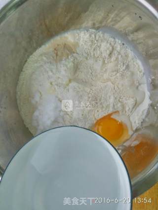 肉松面包的做法步骤：2