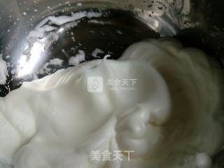 4寸戚风蛋糕的做法步骤：4