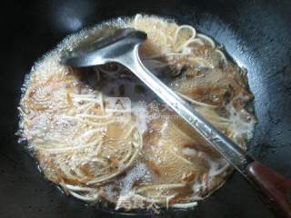 猪肉笋干菜汤面的做法步骤：4