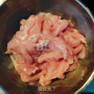 香芹豆干炒粉的做法步骤：4