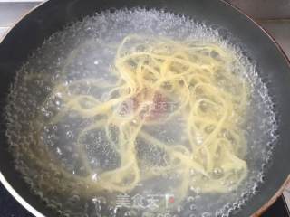 口蘑沙拉的做法步骤：4