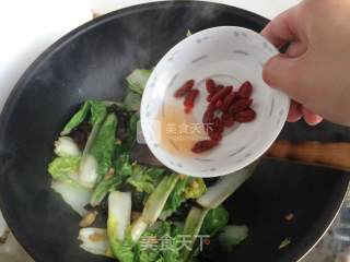 清炒小白菜的做法步骤：10