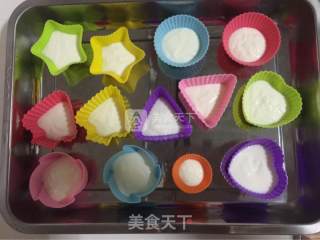 水蜜桃酸奶冻儿的做法步骤：5