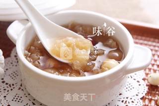 桂圆莲子银耳糖水的做法步骤：5