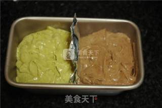绵软花朵磅蛋糕的做法步骤：7
