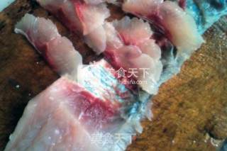 豆腐包炒鱼片的做法步骤：1