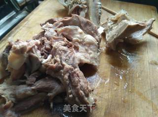 【凉拌核桃肉】的做法步骤：5