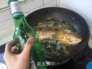 啤酒炖鱼的做法步骤：5