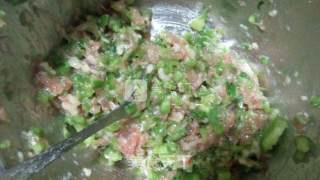 青椒猪肉馅水饺的做法步骤：3