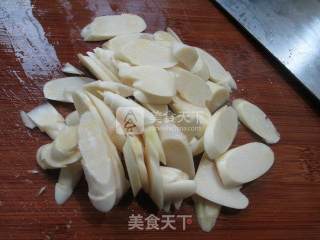 鸡蛋番茄鞭笋汤的做法步骤：3