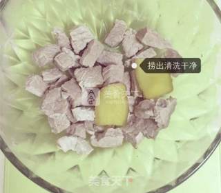 婴儿宝宝辅食——胡萝卜肉松高汤面的做法步骤：4