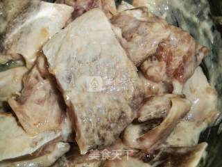 黄鱼煨面的做法步骤：2
