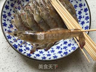 海盐烤大虾的做法步骤：2