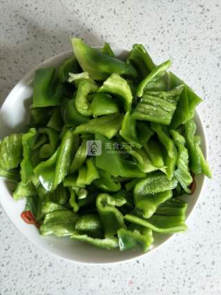 辣子鸡块的做法步骤：3