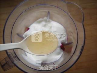 火龙果酸奶棒冰的做法步骤：5