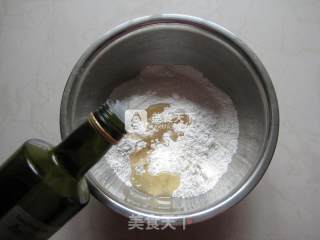 全麦麻酱夹心苏打饼干的做法步骤：2