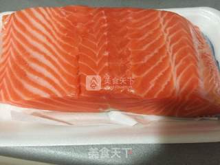 黑椒三文鱼的做法步骤：1