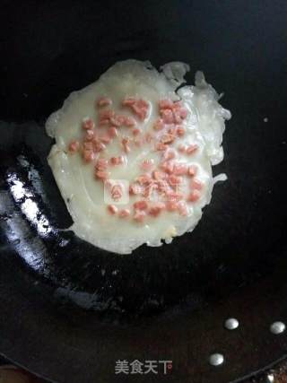上班族快手早餐——火腿肠鸡蛋煎饼的做法步骤：4