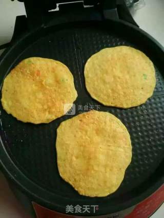 简单营养的胡萝卜早餐饼的做法步骤：4