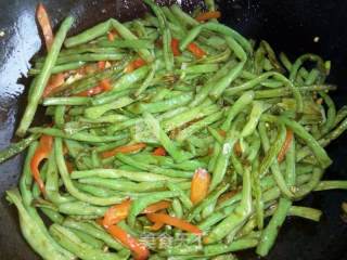 干煸豆角的做法步骤：6