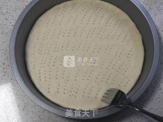 脆底鲜虾鸡肉披萨的做法步骤：11