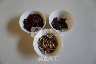 天然酵母核桃蔓越莓软欧包的做法步骤：1