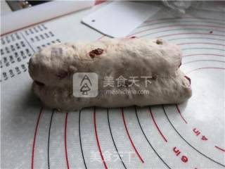 天然酵母核桃蔓越莓软欧包的做法步骤：17